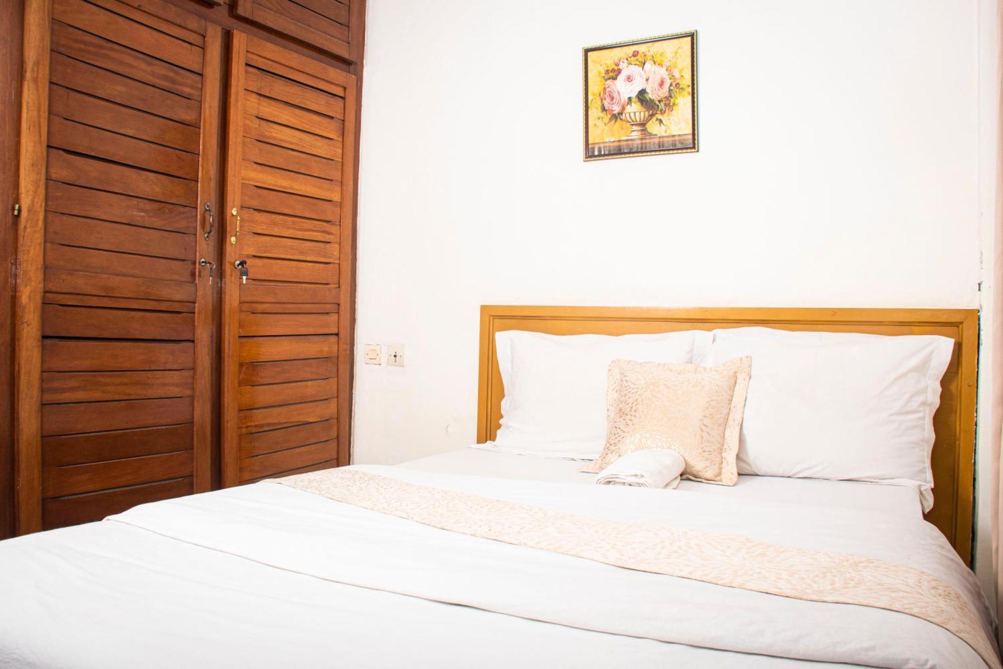 Clos D'Anthony Residence Bonanjo Ντουάλα Εξωτερικό φωτογραφία